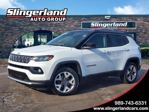 Used 2022 Jeep Compass Limited image 1