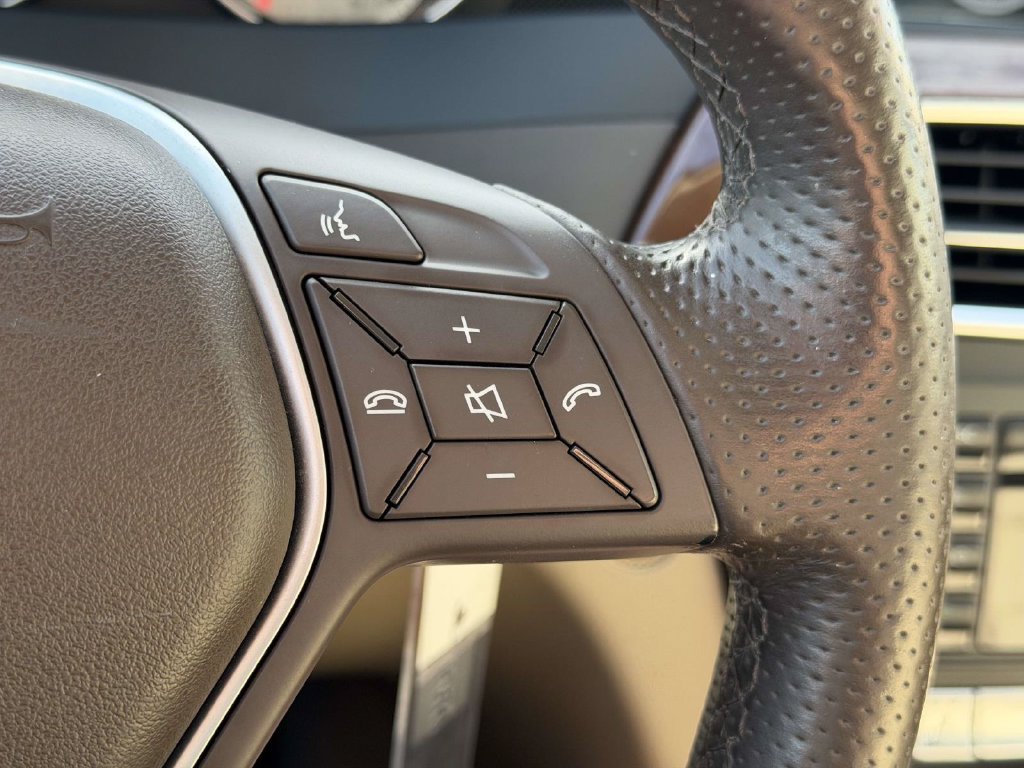 Used 2013 Mercedes-Benz C 300 4MATIC Sedan image 28