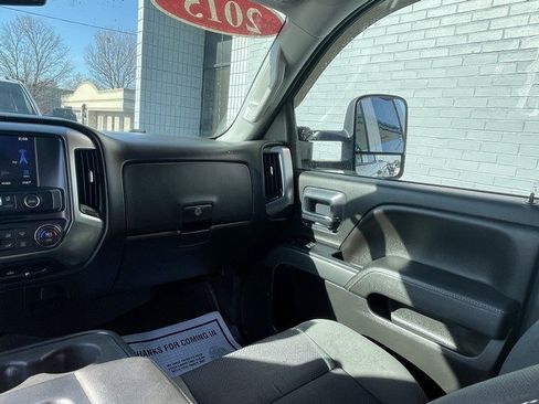 Used 2015 Chevrolet Silverado 2500 LT w/ LT Convenience Package image 29