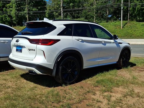 Used 2025 INFINITI QX50 Sport AWD/4WD image 6