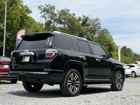 Used 2018 Toyota 4Runner Limited AWD/4WD image 4