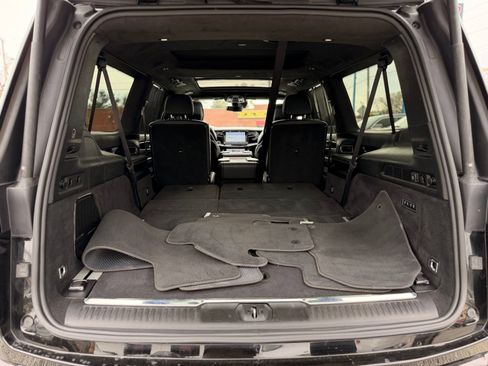 Used 2024 Jeep Grand Wagoneer L Series II w/ Quick Order Packagew 28T image 77