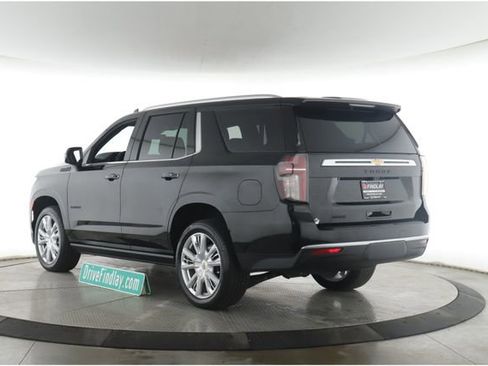 Used 2024 Chevrolet Tahoe High Country w/ Premium Package AWD/4WD image 8
