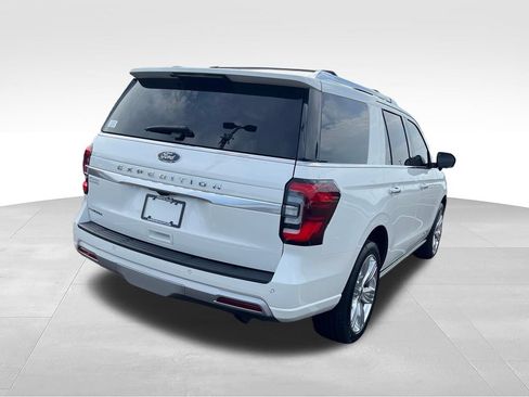 Used 2023 Ford Expedition Platinum AWD/4WD image 5