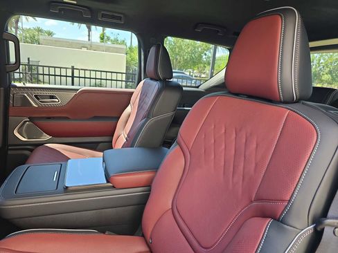 New 2026 INFINITI QX80 Autograph w/ Premium Cargo Package AWD/4WD image 14