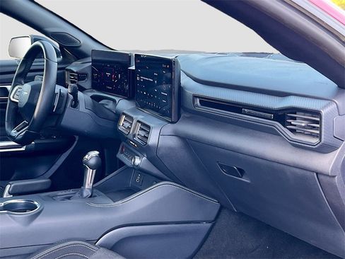 Used 2025 Ford Mustang GT w/ GT Performance Package image 27