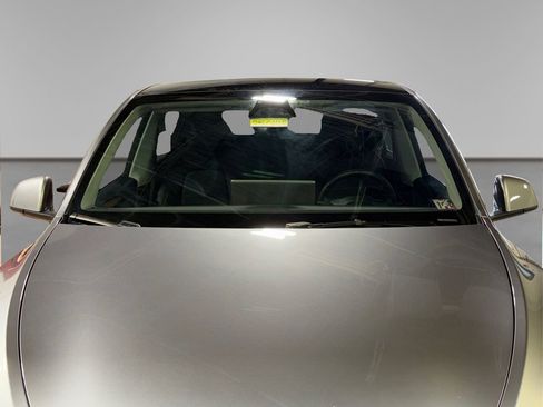 Used 2024 Tesla Model Y Long Range image 14