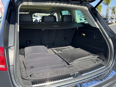 Used 2015 Volkswagen Touareg VR6 AWD/4WD image 39