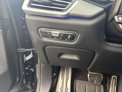 Used 2023 BMW X6 xDrive40i w/ M Sport Package image 17