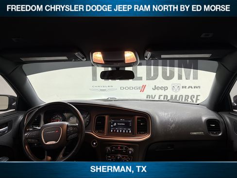 Used 2022 Dodge Charger SXT w/ Blacktop Package RWD image 11