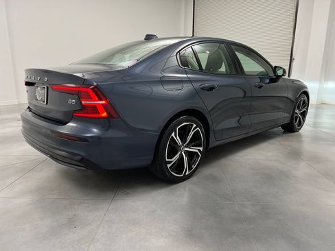 Used 2024 Volvo S60 B5 Core FWD image 9