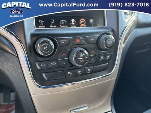 Used 2015 Jeep Grand Cherokee Laredo w/ Quick Order Package 23E image 28