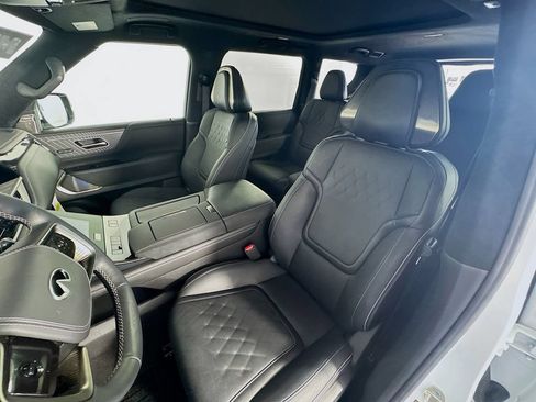 Certified 2026 INFINITI QX80 Autograph AWD/4WD image 22