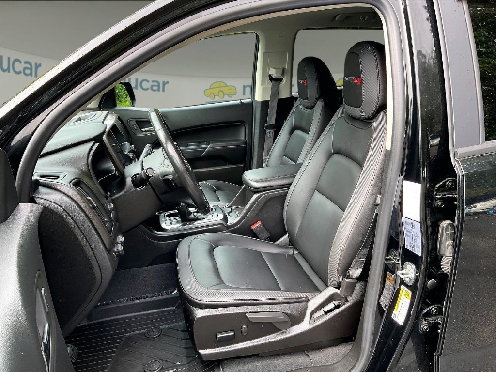 Used 2022 GMC Canyon AT4 w/ Trailering Package AWD/4WD image 10