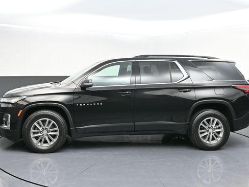 Used 2023 Chevrolet Traverse LT AWD/4WD image 4