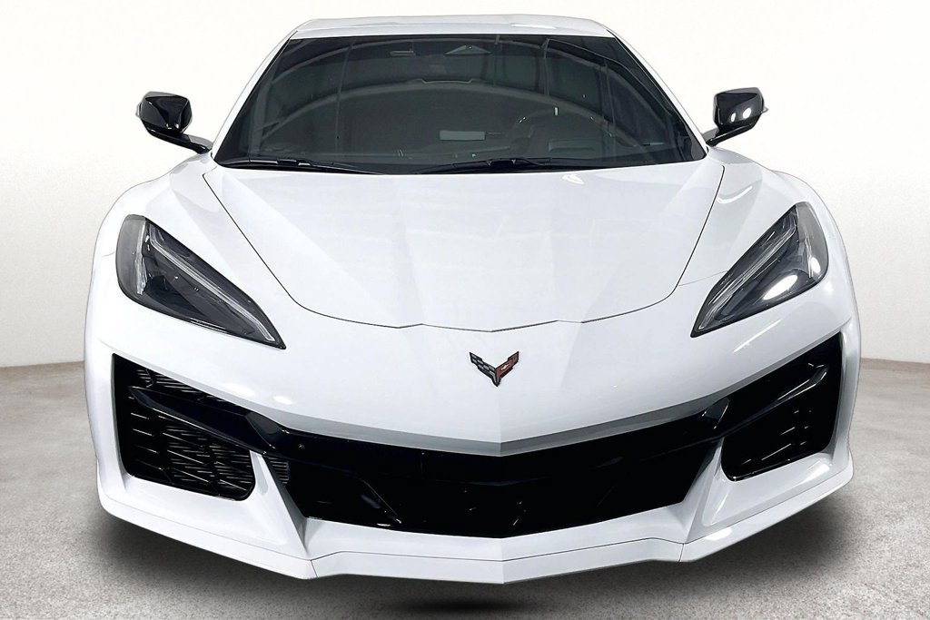 Used 2025 Chevrolet Corvette Z06 w/ Battery Protection Package RWD image 4