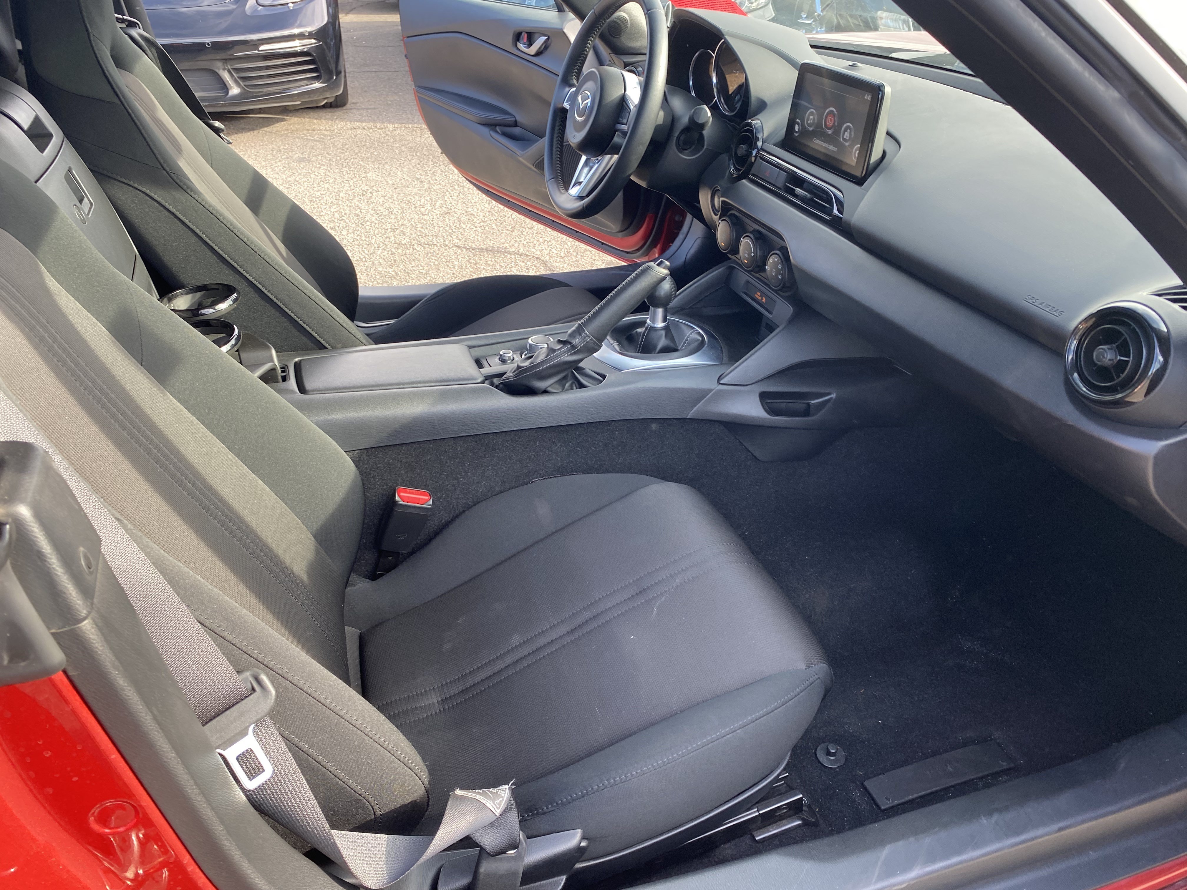 Used 2023 MAZDA MX-5 Miata Sport RWD image 19