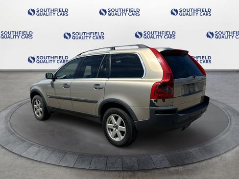 Used 2004 Volvo XC90 2.5T image 4