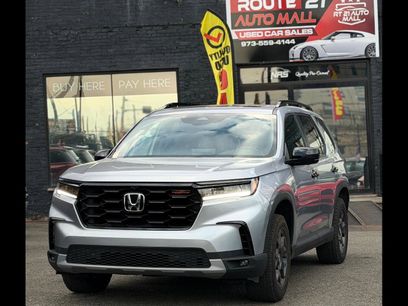 Used 2025 Honda Pilot TrailSport