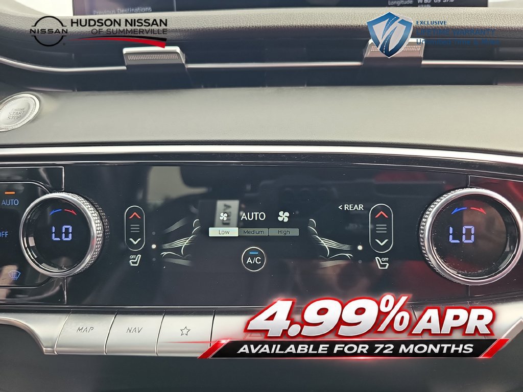 Used 2025 Genesis GV70 2.5T AWD/4WD image 25