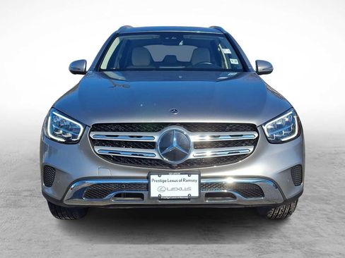 Used 2022 Mercedes-Benz GLC 300 GLC 300 image 2