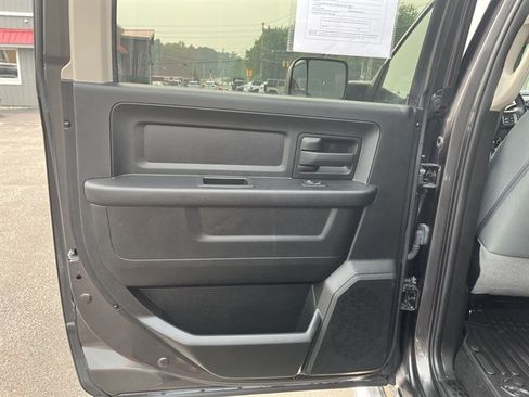 Used 2018 RAM 2500 Tradesman w/ Chrome Appearance Group AWD/4WD image 27