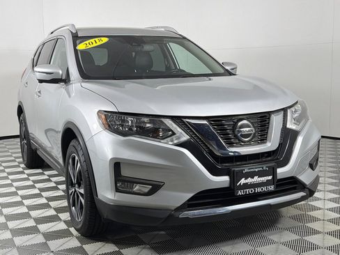 Used 2018 Nissan Rogue SL image 3