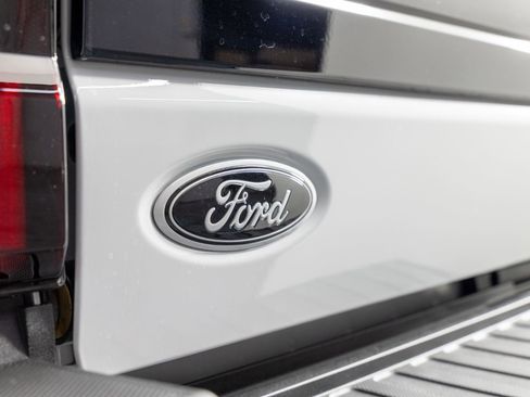 Used 2026 Ford F350 Platinum image 46