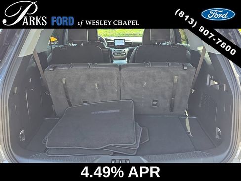 Certified 2024 Ford Explorer XLT w/ Equipment Group 202A RWD image 9
