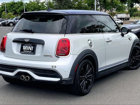 Used 2022 MINI Cooper S FWD image 11