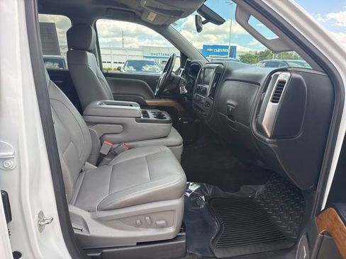 Used 2018 Chevrolet Silverado 1500 LTZ AWD/4WD image 52