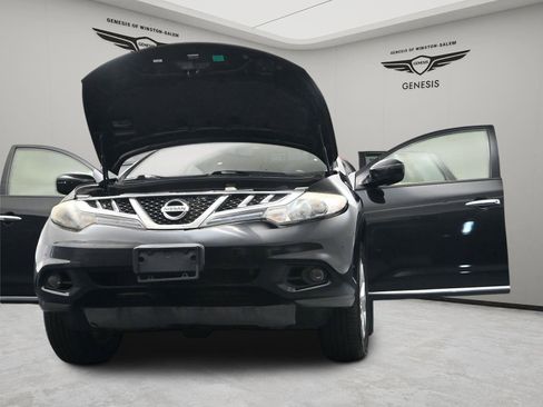 Used 2013 Nissan Murano SV w/ Value Pkg AWD/4WD image 22