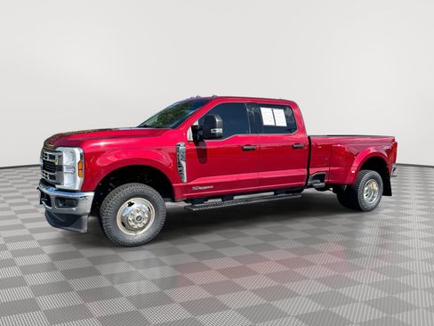 Used 2025 Ford F350 XLT AWD/4WD image 1