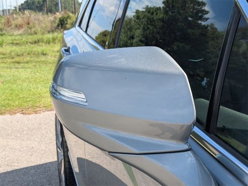 Certified 2025 Cadillac XT5 Premium Luxury image 14