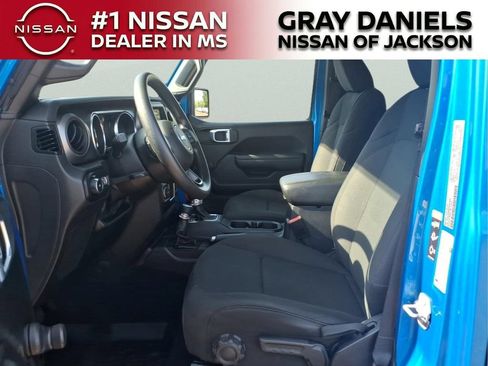 Used 2022 Jeep Wrangler Unlimited Sport AWD/4WD image 22