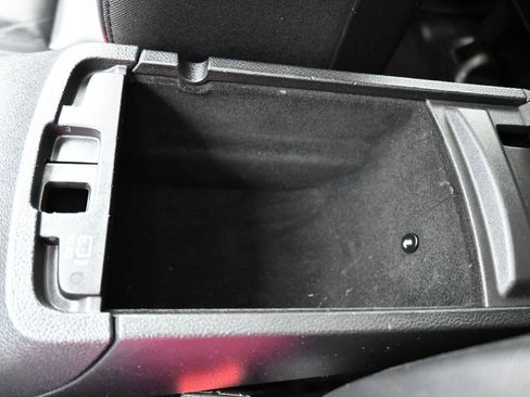 Used 2021 Jeep Grand Cherokee Limited image 26