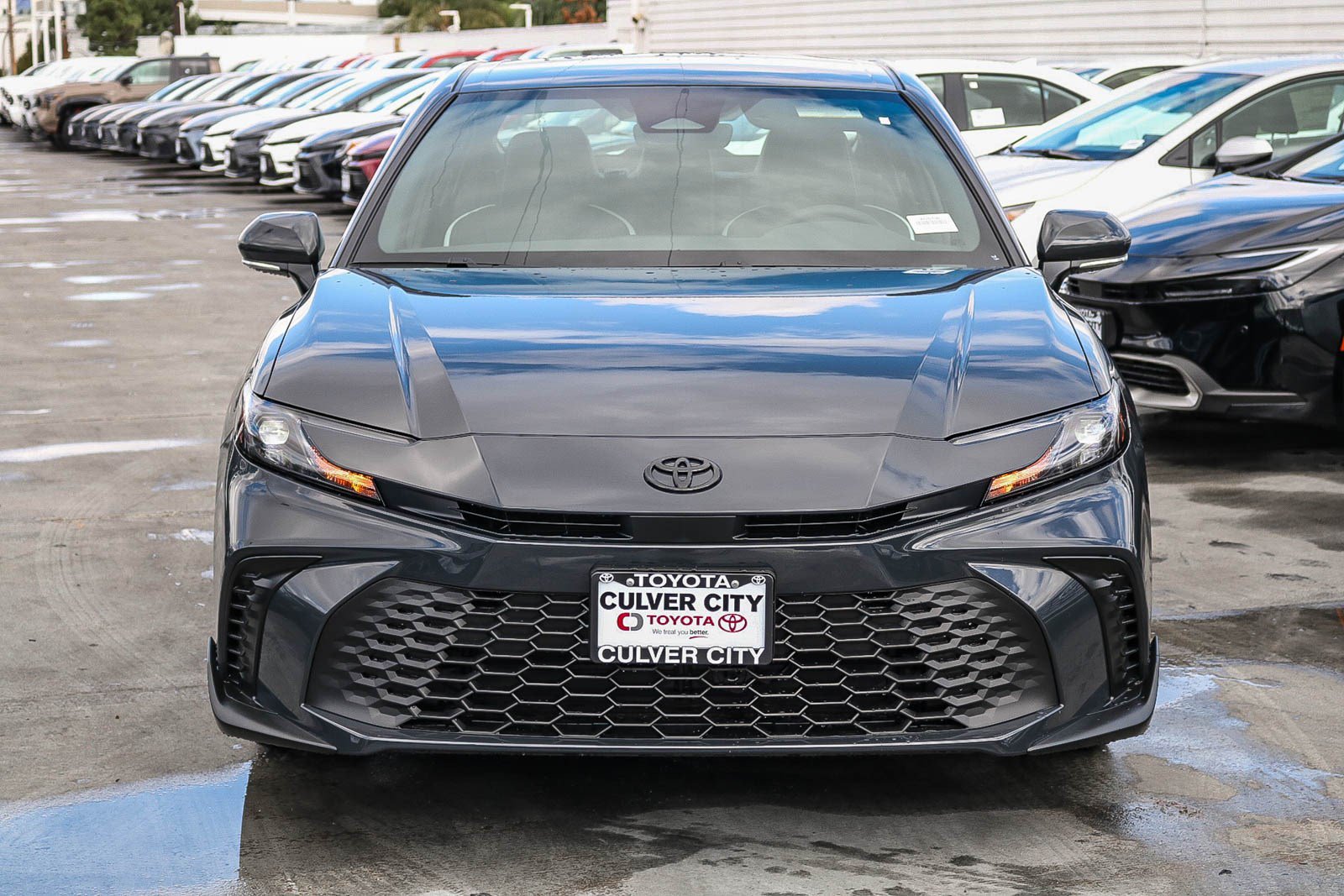 New 2026 Toyota Camry SE FWD image 2