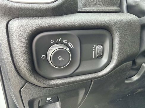 Used 2023 RAM 1500 Big Horn image 26