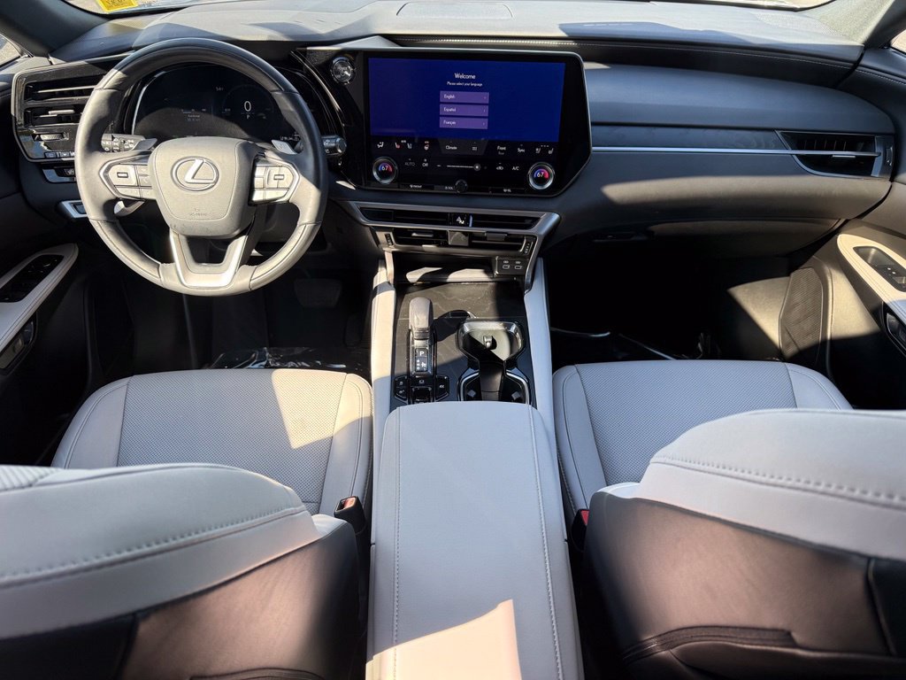 Used 2025 Lexus RX 350h AWD/4WD image 17