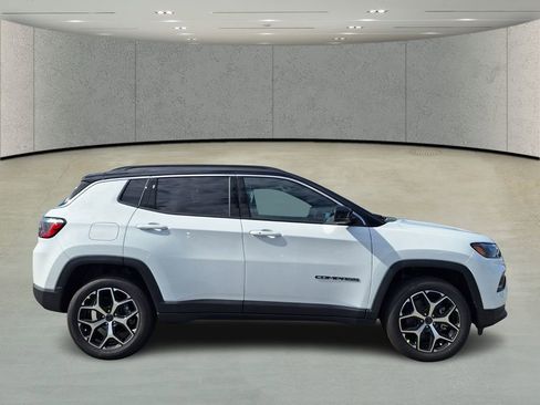 New 2026 Jeep Compass Limited image 4