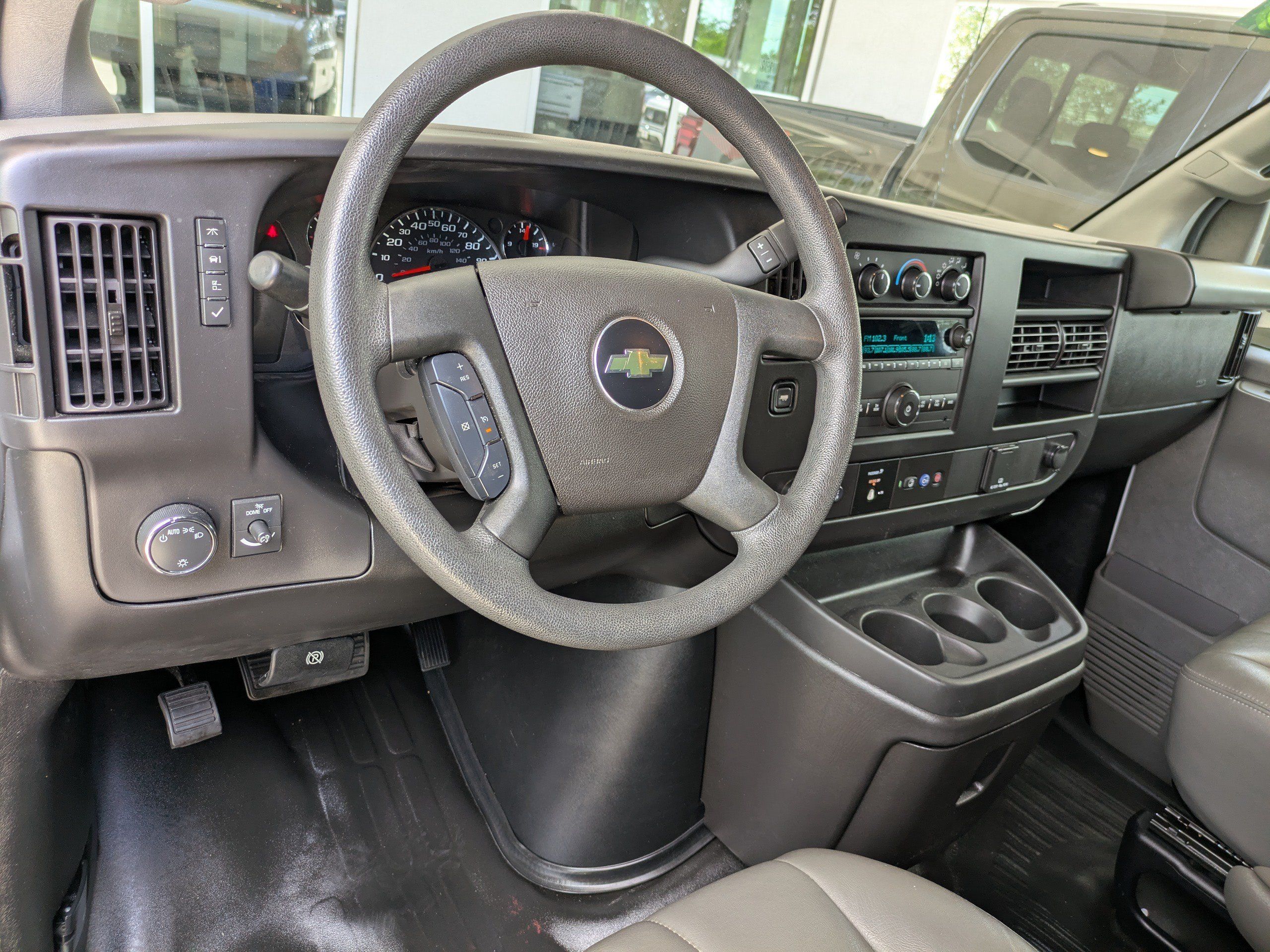 Used 2024 Chevrolet Express 2500 w/ Driver Convenience Package RWD image 18