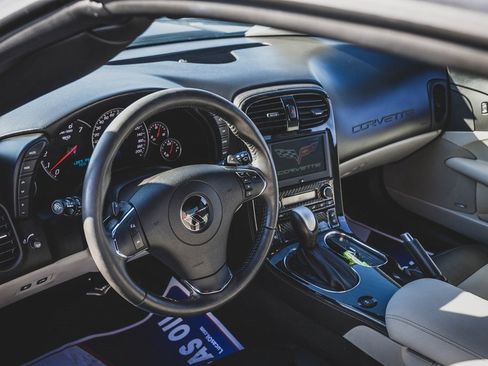 Used 2013 Chevrolet Corvette Grand Sport w/ 3LT Preferred Equipment Group image 2