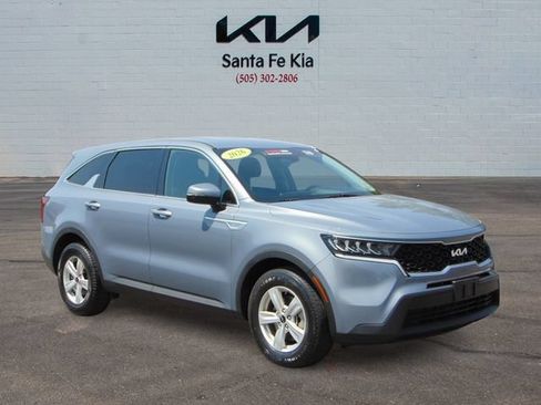 Certified 2023 Kia Sorento LX FWD image 1