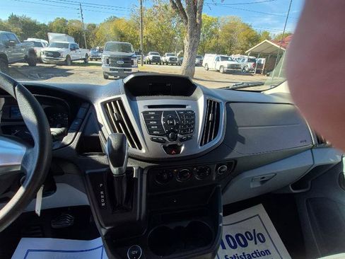 Used 2018 Ford Transit 350 XLT image 12