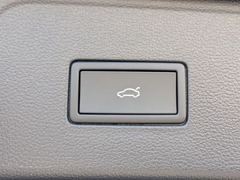 New 2026 Volkswagen Atlas SEL Premium R-Line image 34