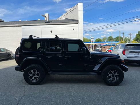 Used 2020 Jeep Wrangler Unlimited Rubicon w/ Dual Top Group AWD/4WD image 3