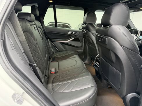 Used 2023 BMW X5 xDrive40i w/ M Sport Package image 22