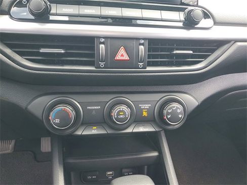 Used 2023 Kia Forte LXS image 26