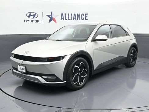 Certified 2024 Hyundai Ioniq 5 SEL RWD image 1