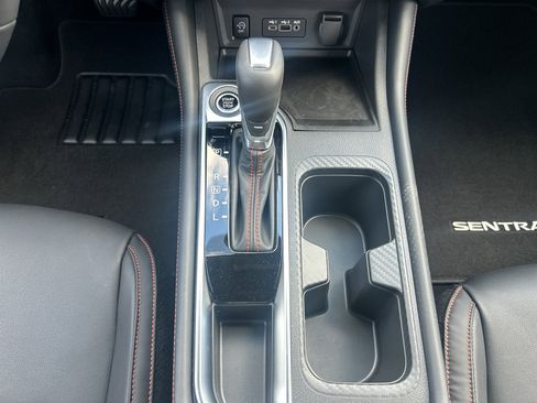 New 2025 Nissan Sentra SR w/ SR Premium Package image 17